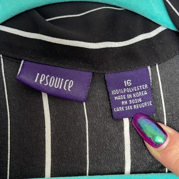 Designer resource sheer dress shirt - Picture 2 of 2